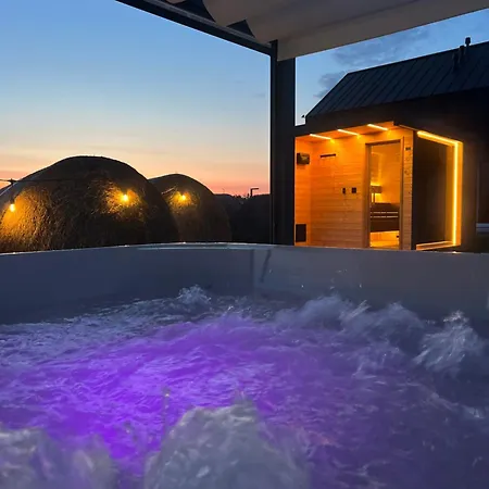 Słowińska łąka * Lokciowe