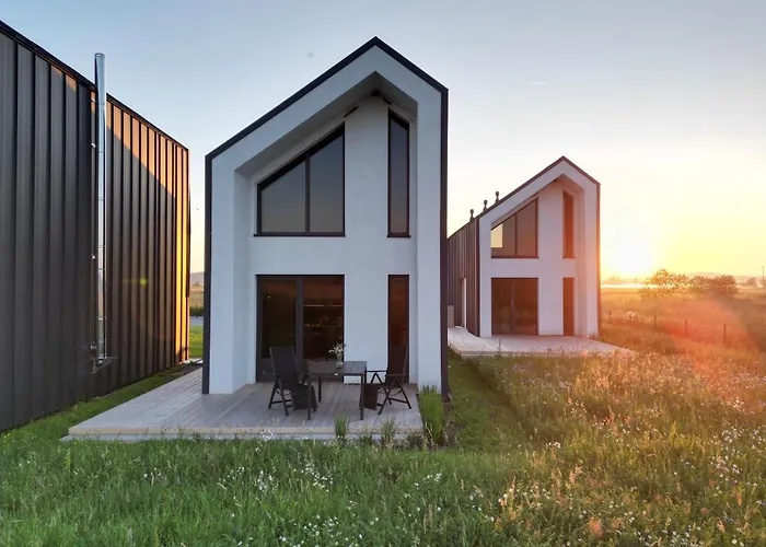 Slowinska Laka * Lokciowe